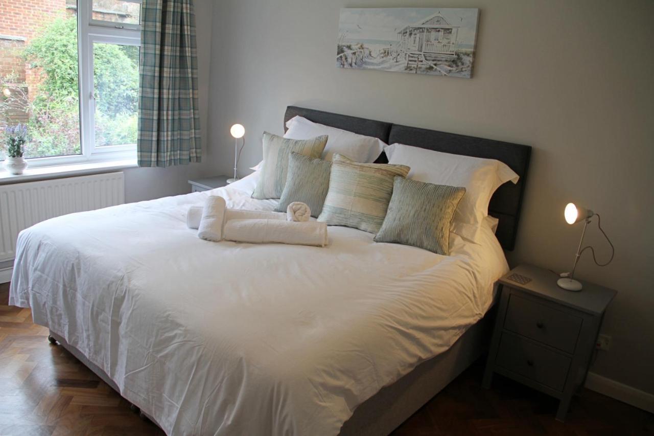 Kings Field Maisonette Істлі Екстер'єр фото