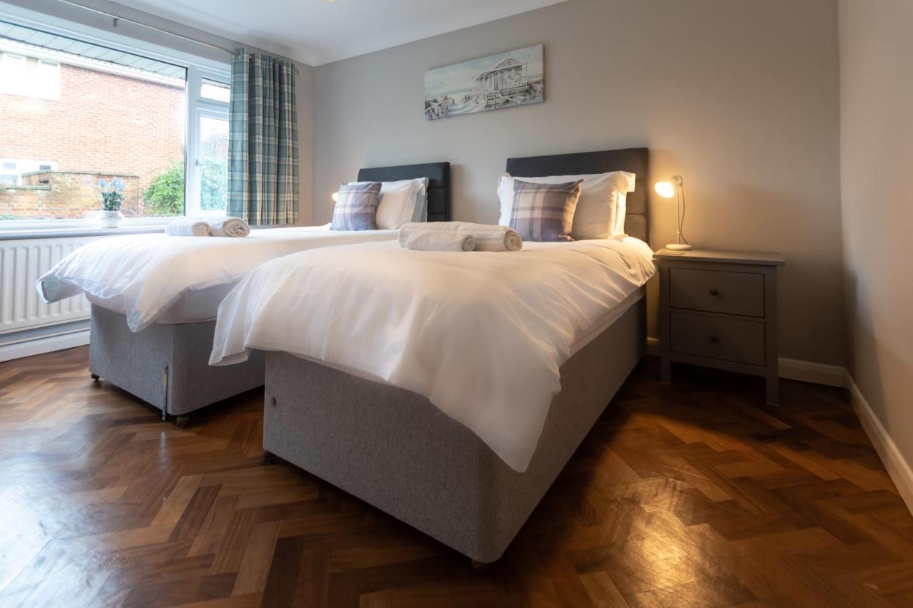 Kings Field Maisonette Істлі Екстер'єр фото