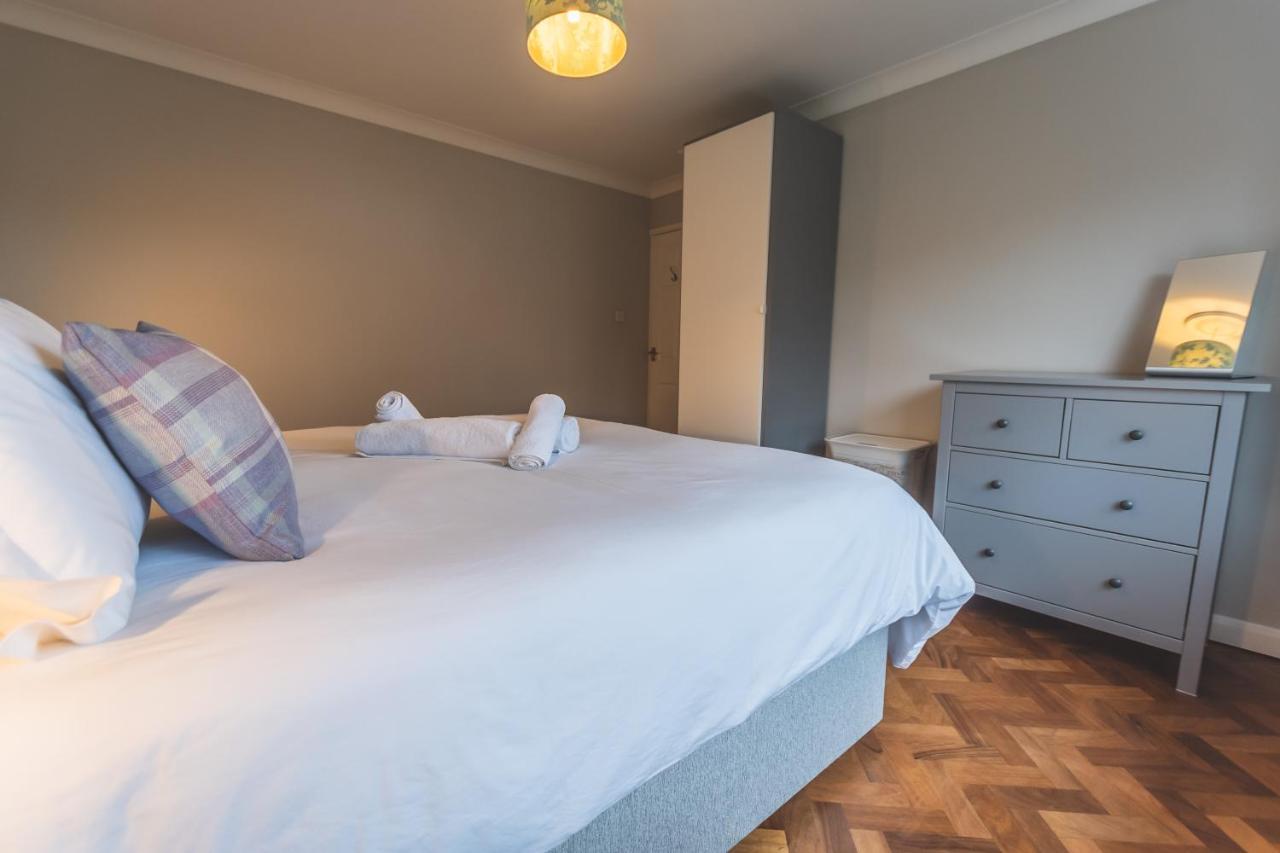 Kings Field Maisonette Істлі Екстер'єр фото